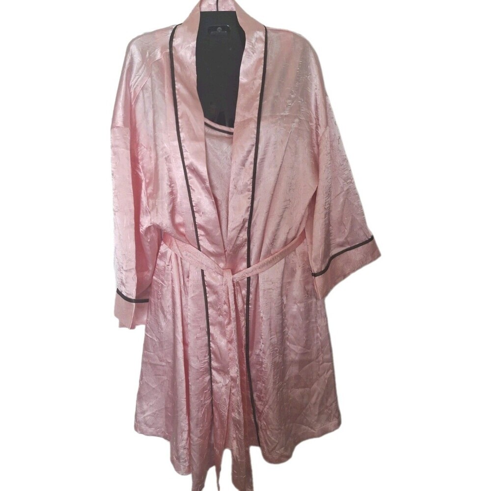 Vintage Kathryn Satin Boudoir Set Robe Chemise Large Textured  Soft Pink Glam